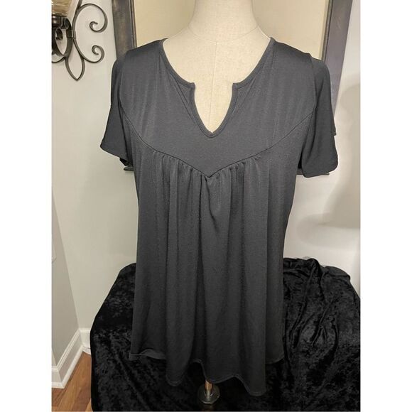 White Birch Black Blouse - Medium NWT - Picture 2 of 4